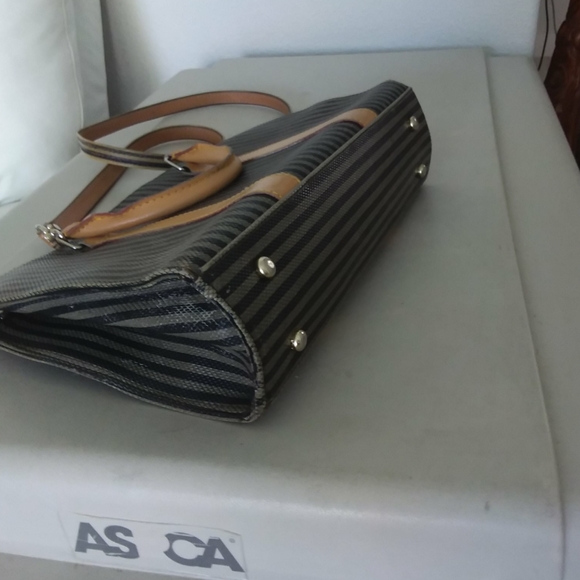 Vintage FENDI Roma Italy 1925 Crossbody Bag - Picture 15 of 16